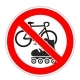 Наклейка Знак На роликах и велосипедаж запрещено пленка 100х100мм
