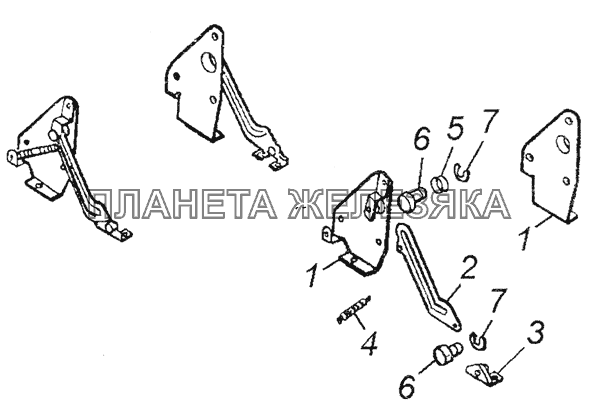 5320-5303039 Ограничитель левый в сборе КамАЗ-6350 (8х8)