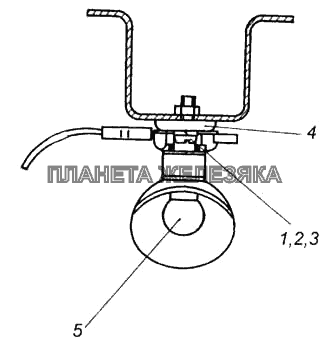 Установка подкапотной лампы КамАЗ-5460 (каталог 2005 г.)